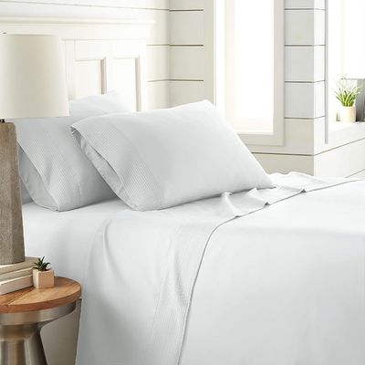 Luxo estilo europeu e americano 1-2kg Soft Microfiber escovado 4 peças lençóis de cama
