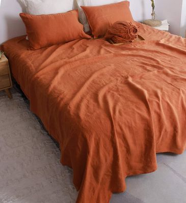 Crie um quarto aconchegante com o nosso conjunto de lençóis 100% de linho francês
